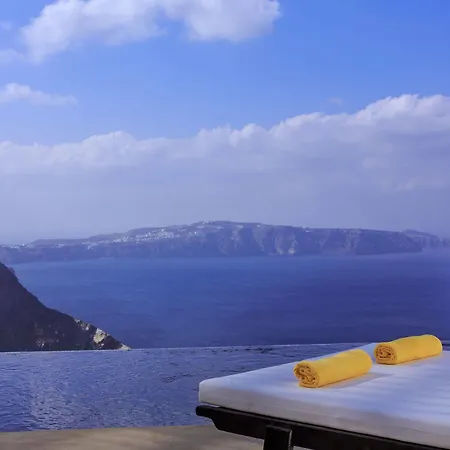 Azzurro Aparthotel Messaria (Santorini)