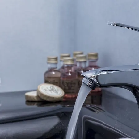 Azzurro Lejlighedshotel 4*