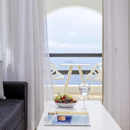 Azzurro 4*